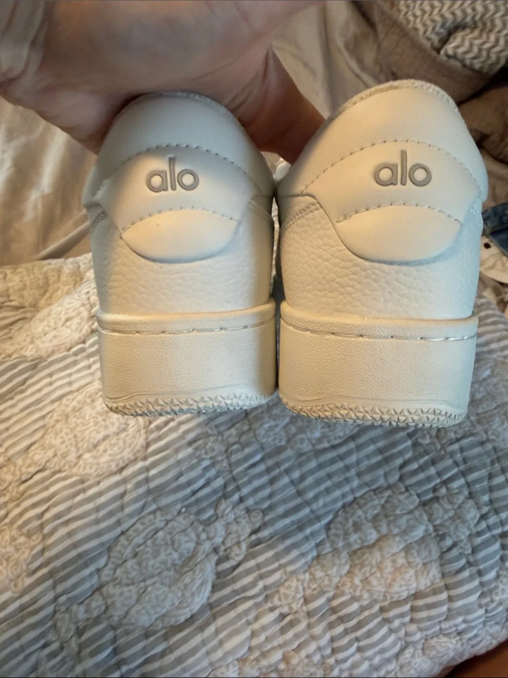 ALO Yoga Women’s White Leather Sneakers
